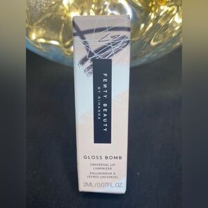 FENTY BEAUTY GLOSS BOMB